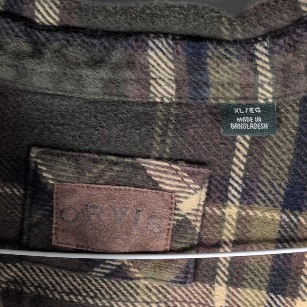 Orvis Plaid Flannel Shirt Mens M Green Brown Outdoor Workwear Button Up - Picture 3 of 4